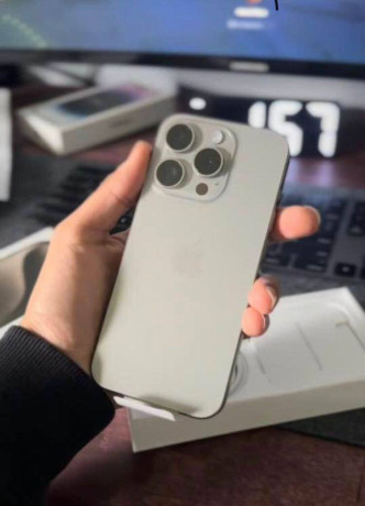 factory-unlocked-iphone-15-pro-max-1-tb-natural-titanium-for-sale-big-3